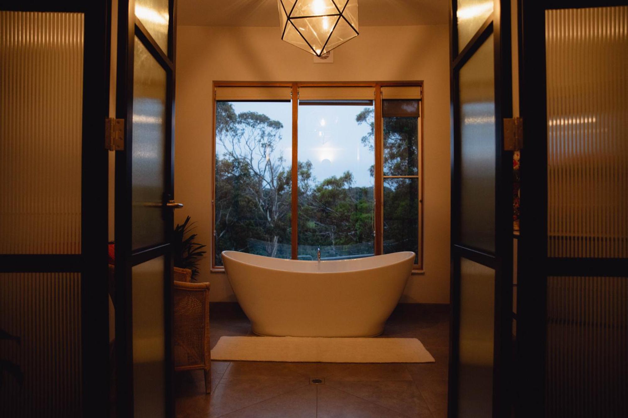 Teulu House - Luxury Retreat In * Nungurner