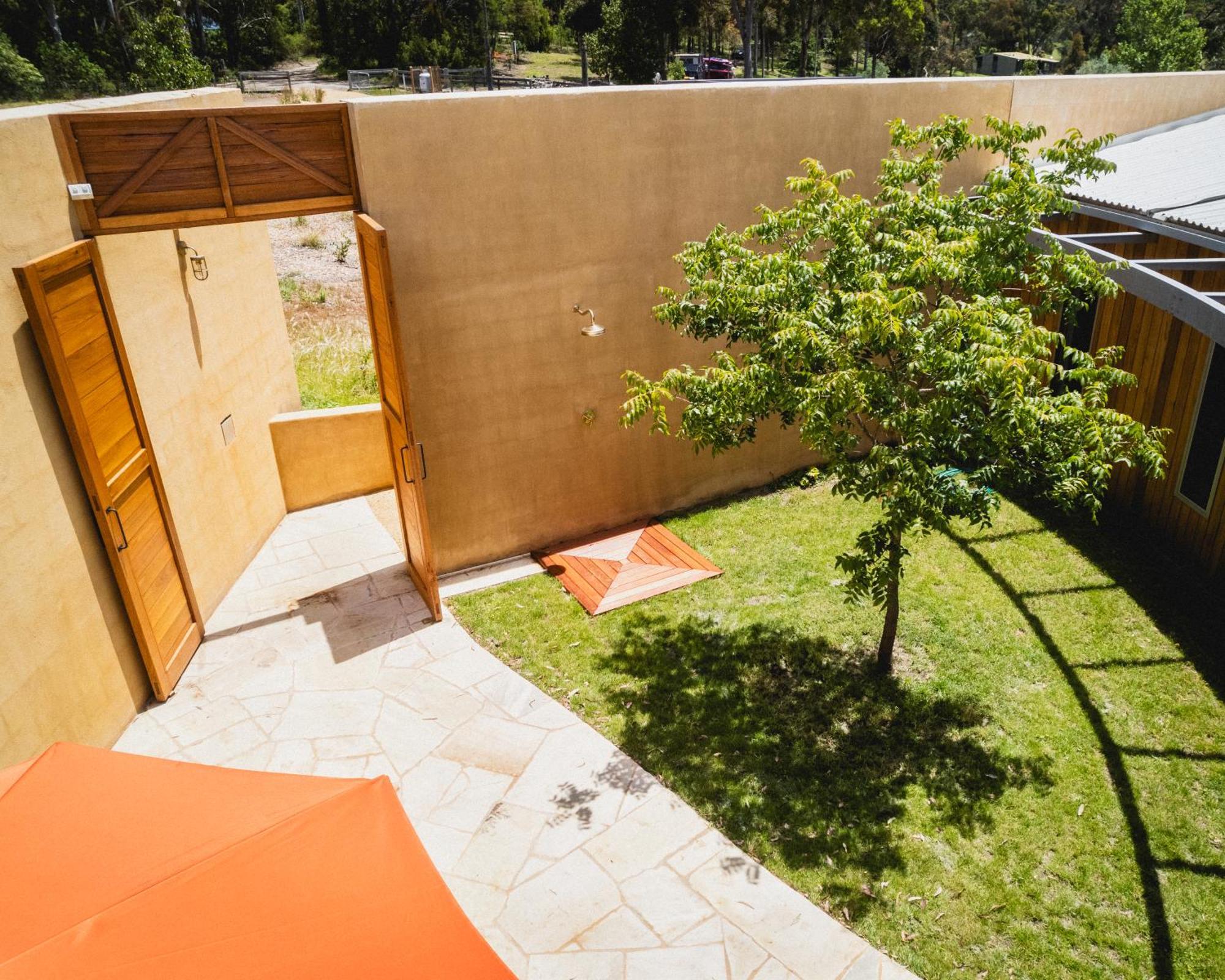 Teulu House - Luxury Retreat In Holiday home